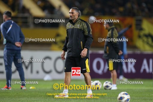 2212280, lsfahann,Mobarakeh, Iran, AFC Champions League 2023, Eighth final, Going Play, Sepahan 1 v 3 Al-Hilal FC on 2024/02/15 at Naghsh-e Jahan Stadium