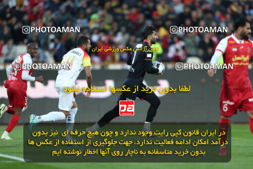 2288314, Tehran, Iran, Iran Pro League، Persian Gulf Cup، 2023-2024 season، Second Leg، Week 19، Persepolis 4 v 2 Foulad Khouzestan on 2024/03/08 at Azadi Stadium