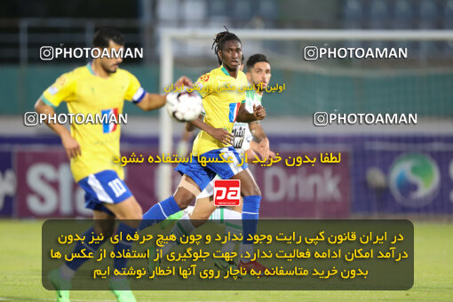 2270299, Arak, Iran, Iran Pro League، Persian Gulf Cup، 2023-2024 season، Second Leg، Week 27، Aluminium Arak ۱ v ۱ Sanat Naft Abadan on 2024/05/11 at Arak Imam Khomeini Stadium