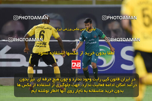 2293566, Isfahan, Iran, Iran Pro League، Persian Gulf Cup، 2023-2024 season، Second Leg، Week 30، Sepahan 4 v ۱ Shams Azar F.C. on 2024/06/01 at Naghsh-e Jahan Stadium